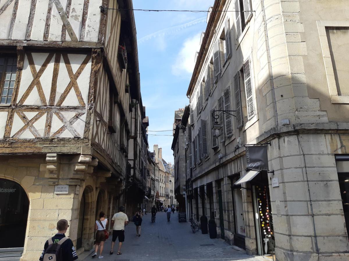 Le Verrerie : Centre Historique Dijon Lägenhet Exteriör bild